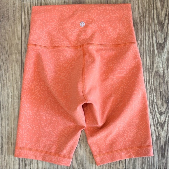 Lululemon Wunder Train High Rise Shorts 8" Size 4 In Crunch Warm Coral - Picture 1 of 6